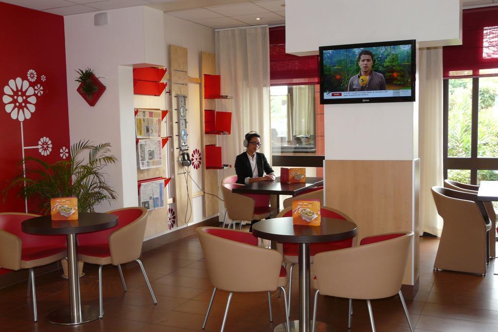 Ibis Toulouse Aeroport Hotel Blagnac Exterior photo