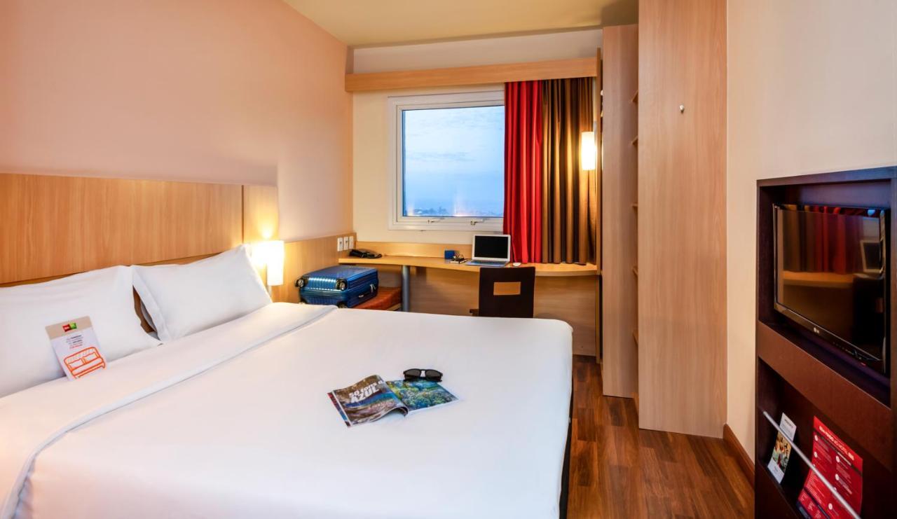 Ibis Toulouse Aeroport Hotel Blagnac Exterior photo