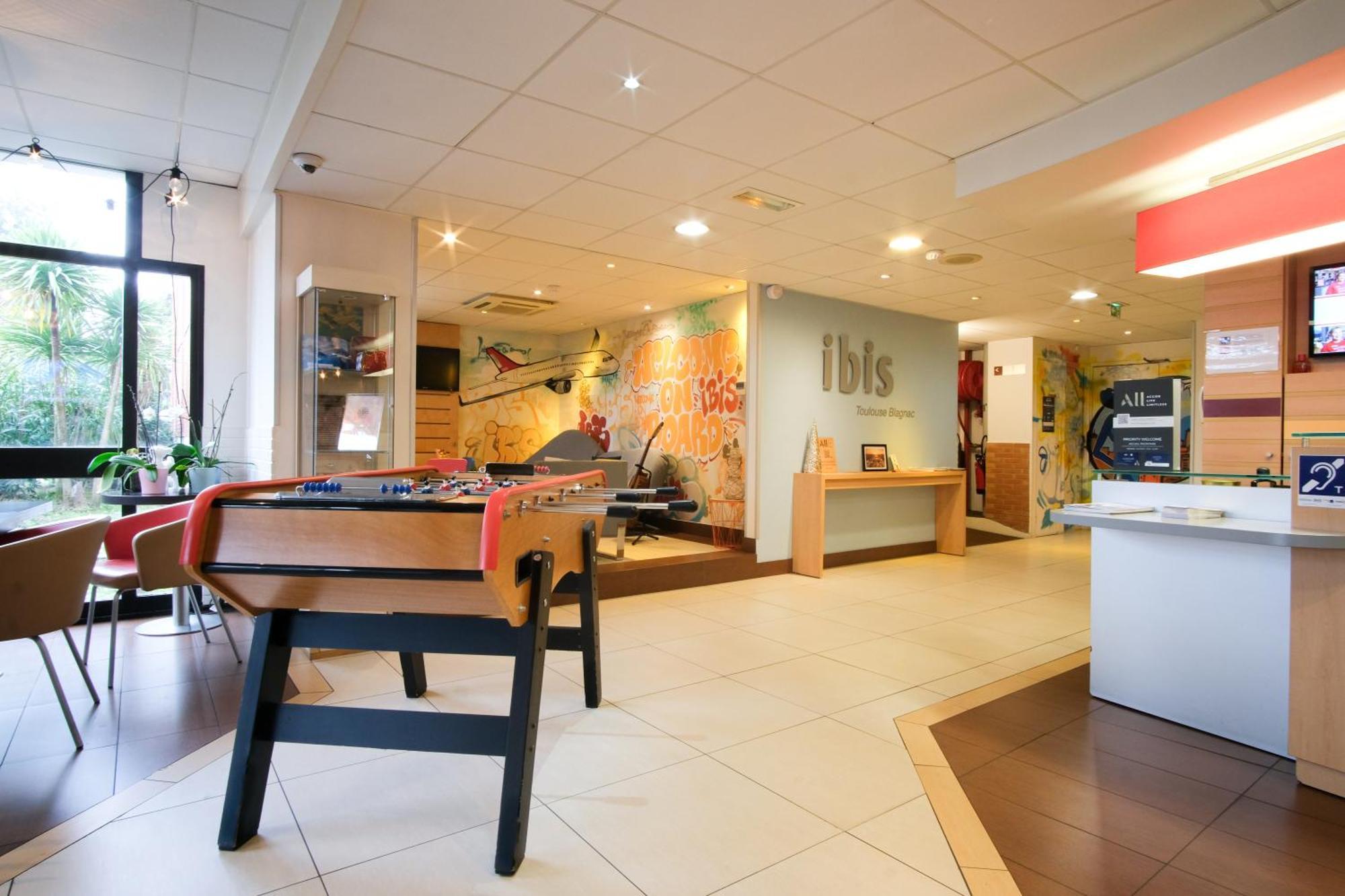 Ibis Toulouse Aeroport Hotel Blagnac Exterior photo