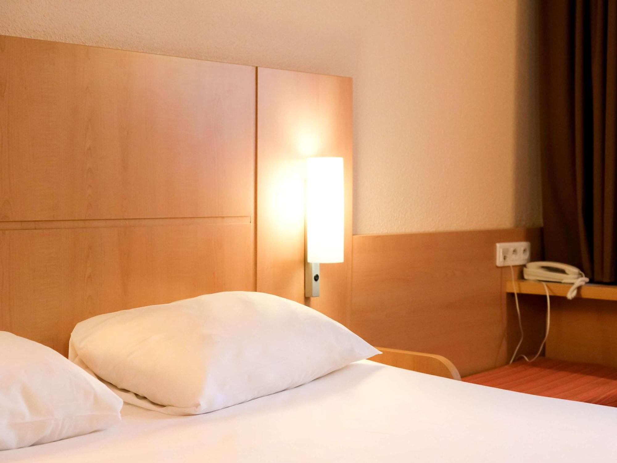 Ibis Toulouse Aeroport Hotel Blagnac Exterior photo